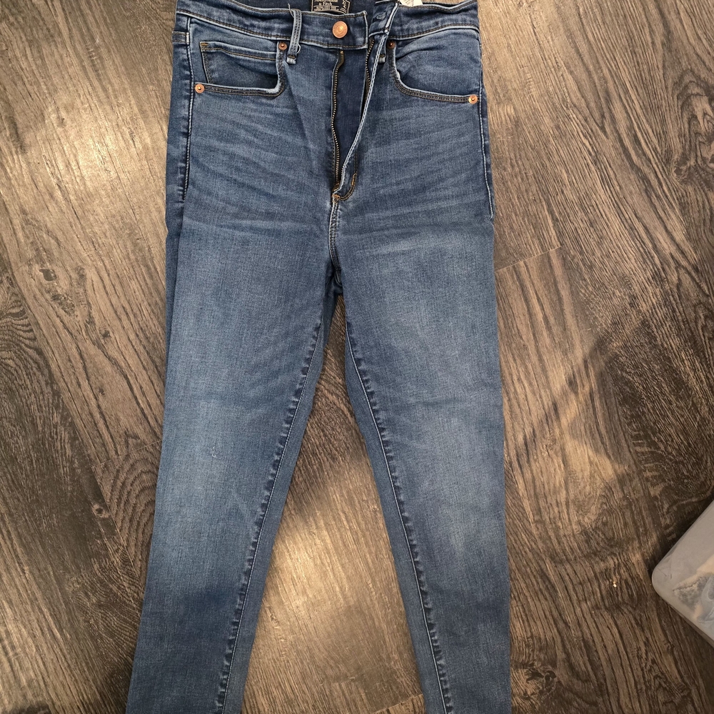 Abercrombie Highwaisted Blue Women's Jeans